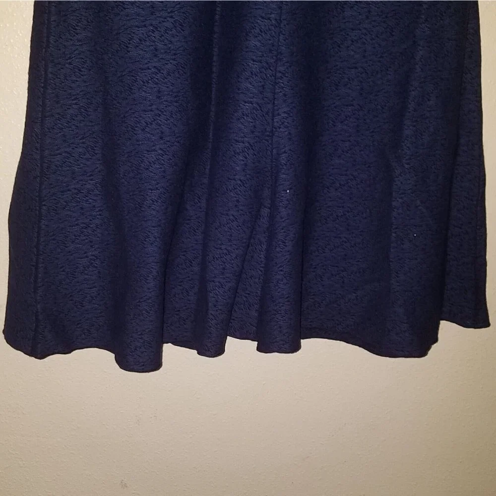 NWT Cabi Patriot Blue Tulip Skirt 3097 Navy Midi Textured Size 4 Retail $109